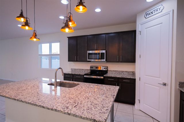 5631 WESTERN SUN DRIVE, St Cloud, FL 34771