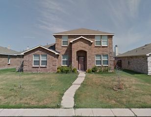 1027 Graystone Drive, Lancaster, TX 75134
