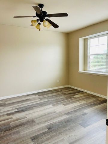 4131 Florence Drive, Irving, TX 75038