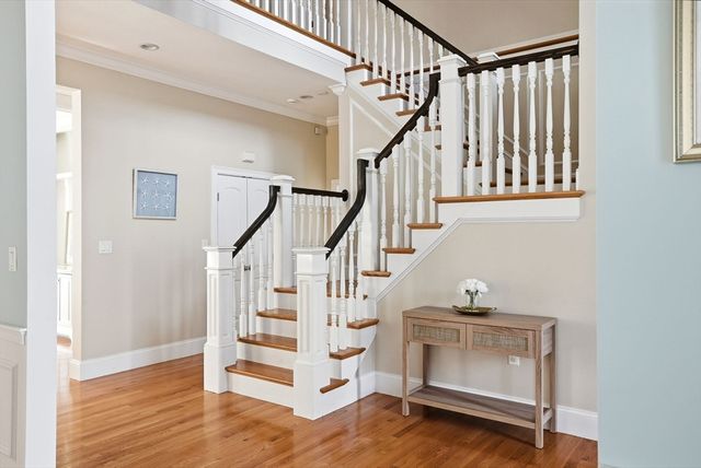 20 Woodlock Rd, Hingham, MA 02043