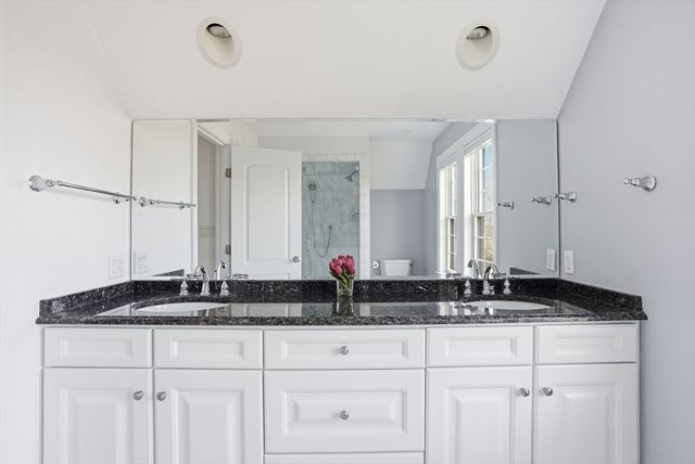 20 Woodlock Rd, Hingham, MA 02043