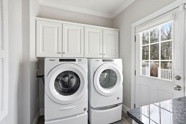 20 Woodlock Rd, Hingham, MA 02043