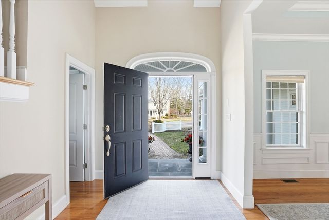 20 Woodlock Rd, Hingham, MA 02043