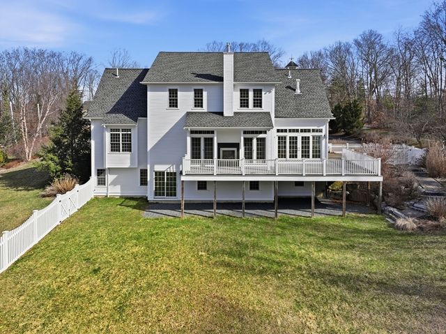 20 Woodlock Rd, Hingham, MA 02043