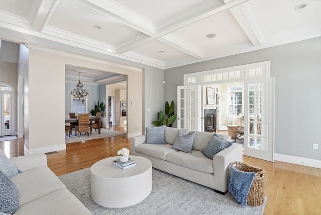 20 Woodlock Rd, Hingham, MA 02043