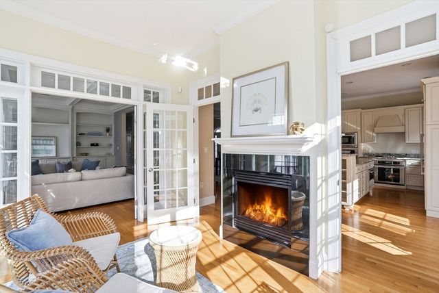 20 Woodlock Rd, Hingham, MA 02043