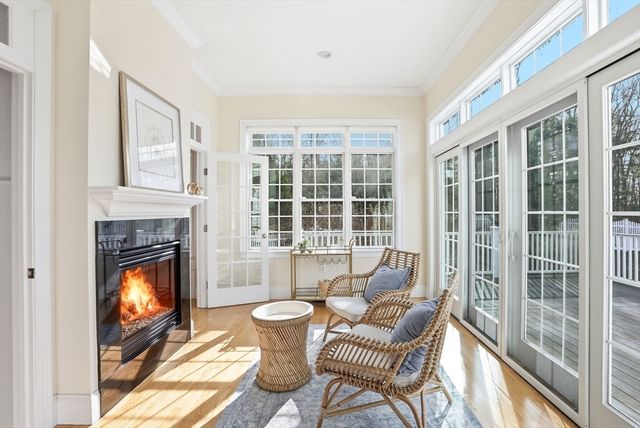 20 Woodlock Rd, Hingham, MA 02043