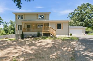 550 Central Ave, White Bluff, TN 37187