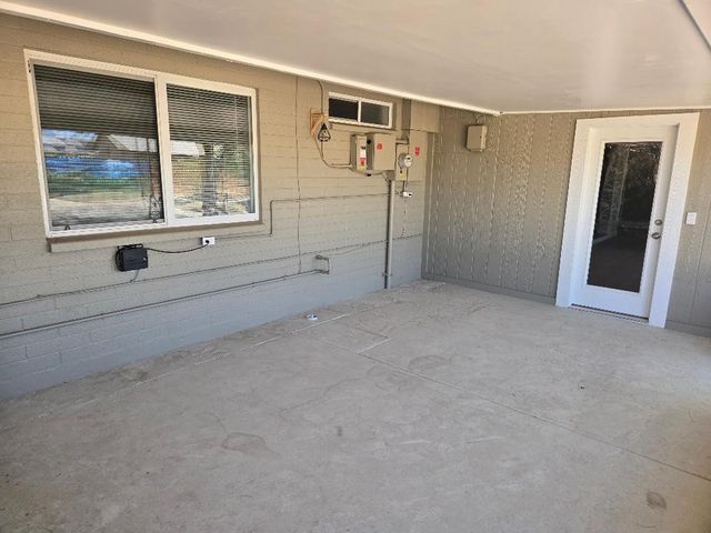 10166 W CINNEBAR Avenue, Sun City, AZ 85351