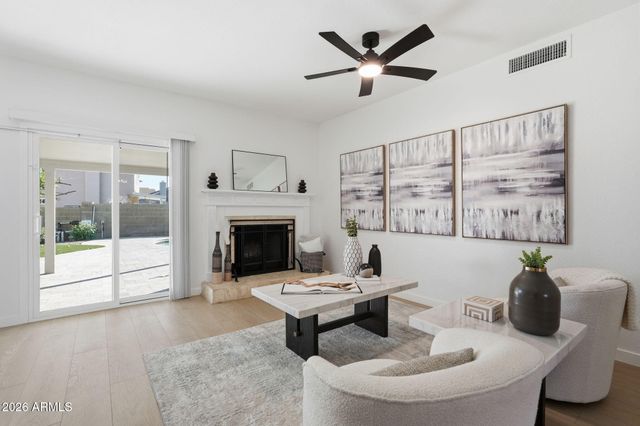 9055 E Kalil Drive, Scottsdale, AZ 85260