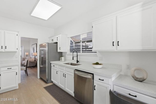 9055 E Kalil Drive, Scottsdale, AZ 85260