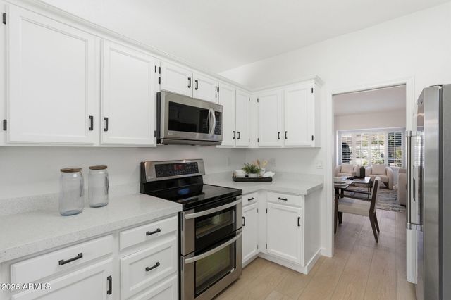 9055 E Kalil Drive, Scottsdale, AZ 85260