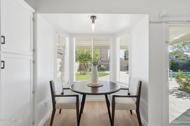 9055 E Kalil Drive, Scottsdale, AZ 85260