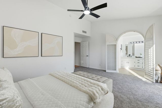 9055 E Kalil Drive, Scottsdale, AZ 85260