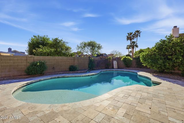9055 E Kalil Drive, Scottsdale, AZ 85260