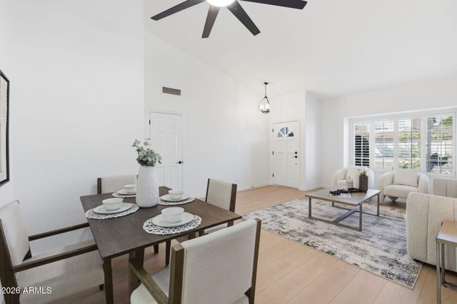 9055 E Kalil Drive, Scottsdale, AZ 85260