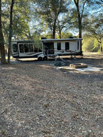 752 N Forest Circle, Havana, FL 32333