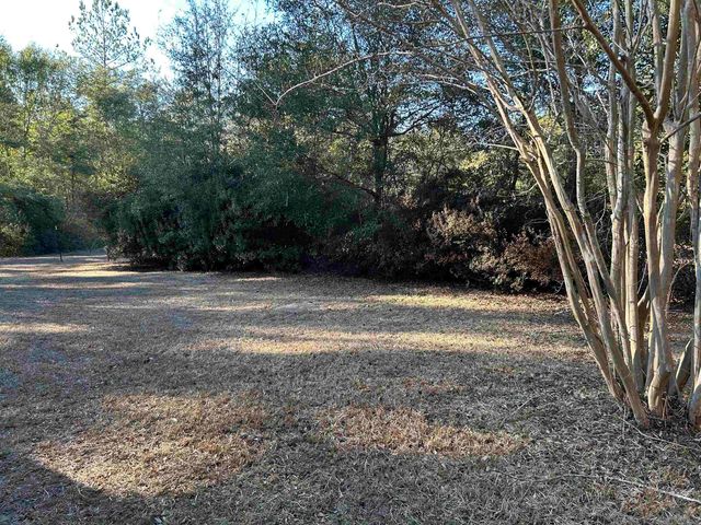 752 N Forest Circle, Havana, FL 32333