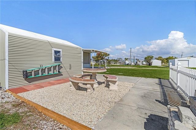 4982 Sandpiper DR, St. James City, FL 33956