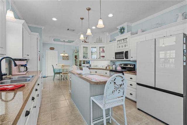 4982 Sandpiper DR, St. James City, FL 33956
