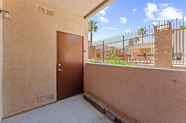 1050 East Cactus Avenue 1031, Las Vegas, NV 89183