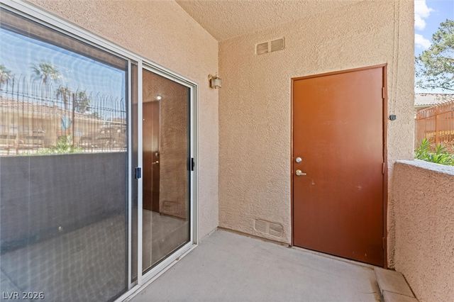 1050 East Cactus Avenue 1031, Las Vegas, NV 89183