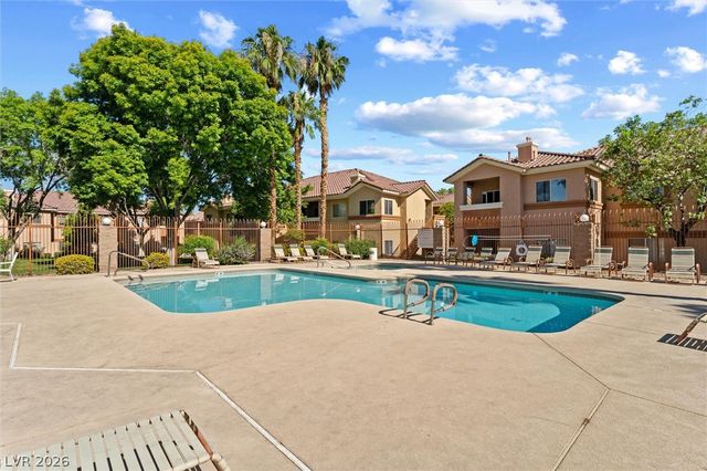 1050 East Cactus Avenue 1031, Las Vegas, NV 89183