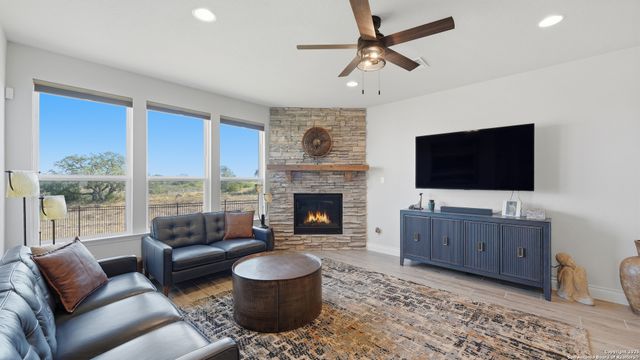 820 silverberry, New Braunfels, TX 78132