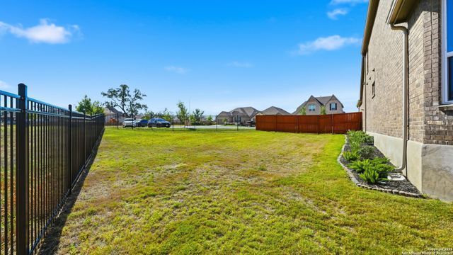 820 silverberry, New Braunfels, TX 78132