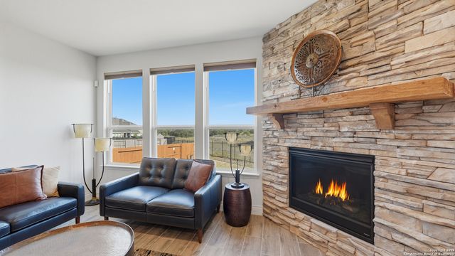 820 silverberry, New Braunfels, TX 78132