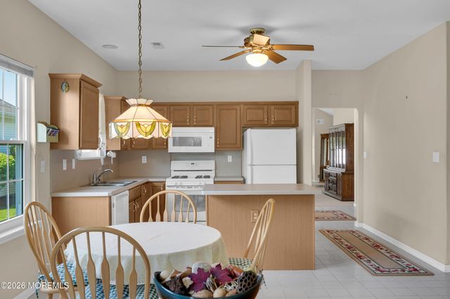 63 Halsted Drive, Manchester, NJ 08759