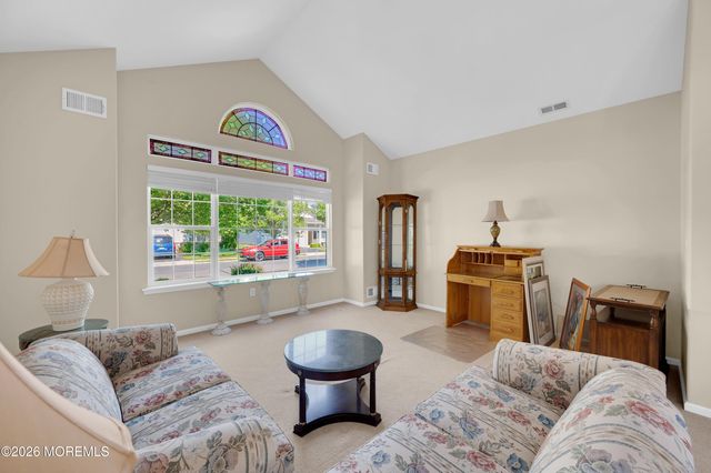 63 Halsted Drive, Manchester, NJ 08759