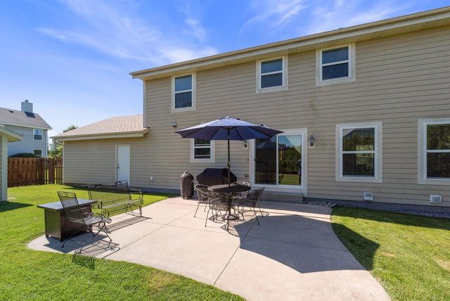600 E Randy ROAD, Oak Creek, WI 53154