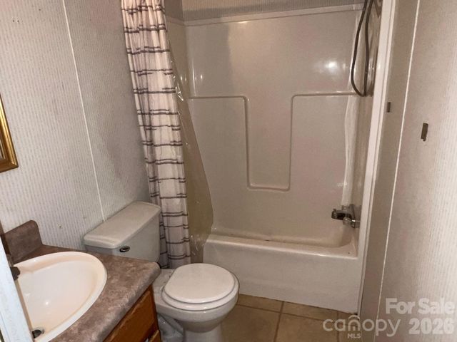 5543 White Oaks Drive, Morganton, NC 28655