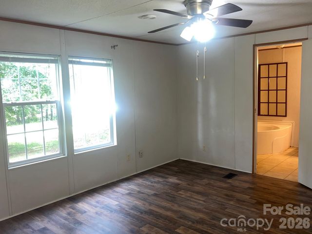 5543 White Oaks Drive, Morganton, NC 28655