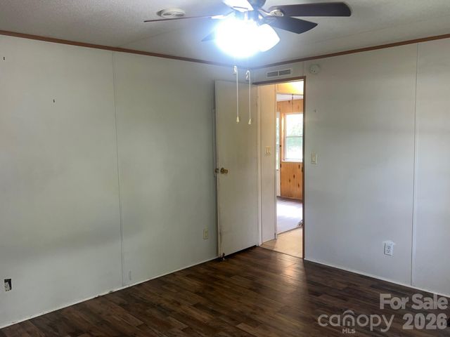 5543 White Oaks Drive, Morganton, NC 28655
