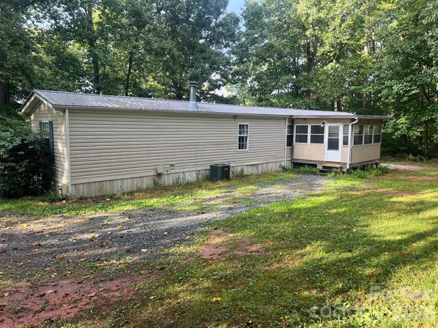 5543 White Oaks Drive, Morganton, NC 28655