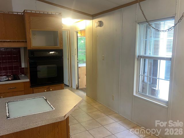 5543 White Oaks Drive, Morganton, NC 28655