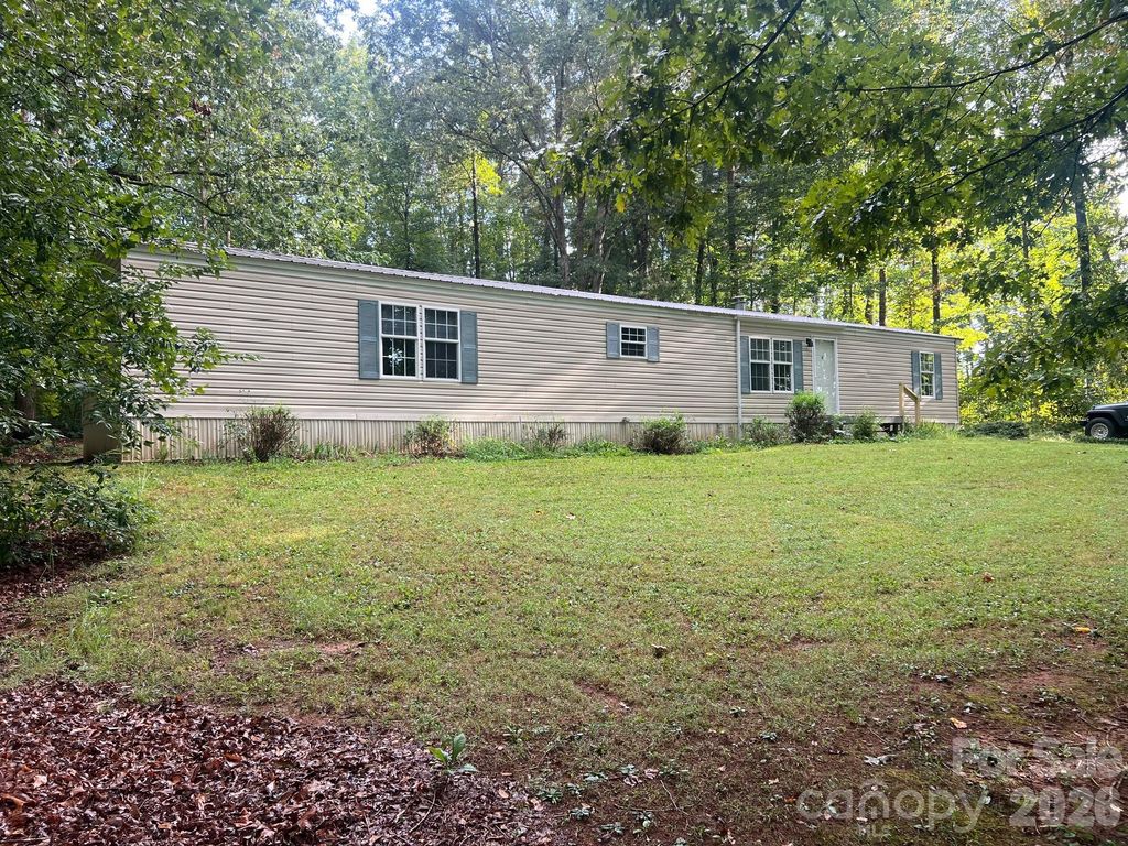 5543 White Oaks Drive, Morganton, NC 28655
