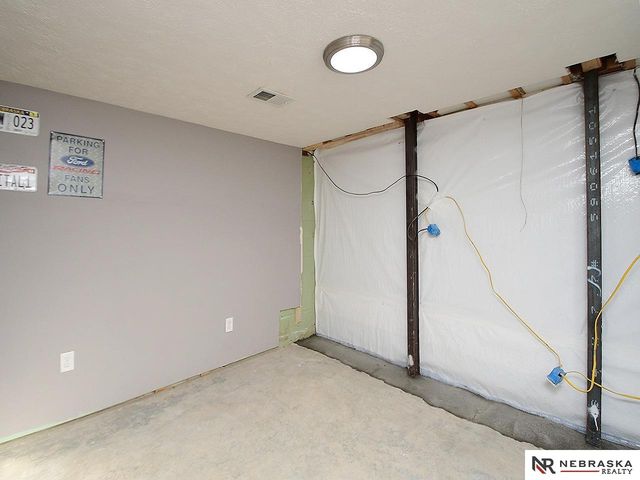 7218 Morton Street, Lincoln, NE 68507