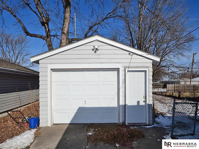 7218 Morton Street, Lincoln, NE 68507