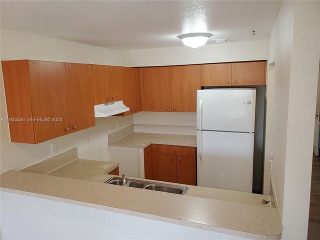 14238 NW 17th Ave 14238, Opa-locka, FL 33054