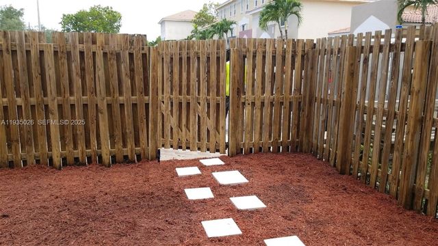 14238 NW 17th Ave 14238, Opa-locka, FL 33054