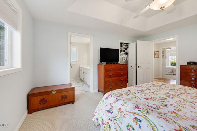 848 Forest Glen Drive, Central Point, OR 97502