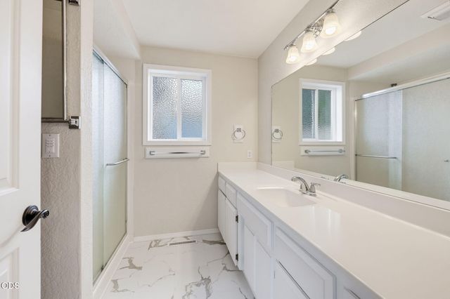 848 Forest Glen Drive, Central Point, OR 97502