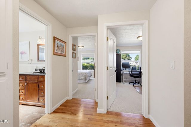 848 Forest Glen Drive, Central Point, OR 97502