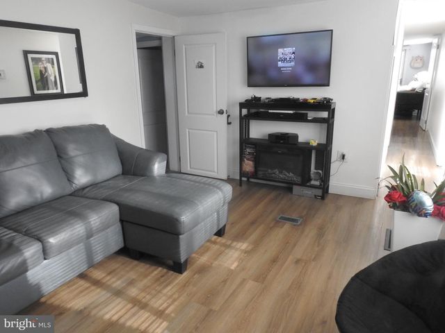 65 COB CT, Lothian, MD 20711
