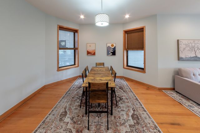 1219 N California Avenue 2, Chicago, IL 60622