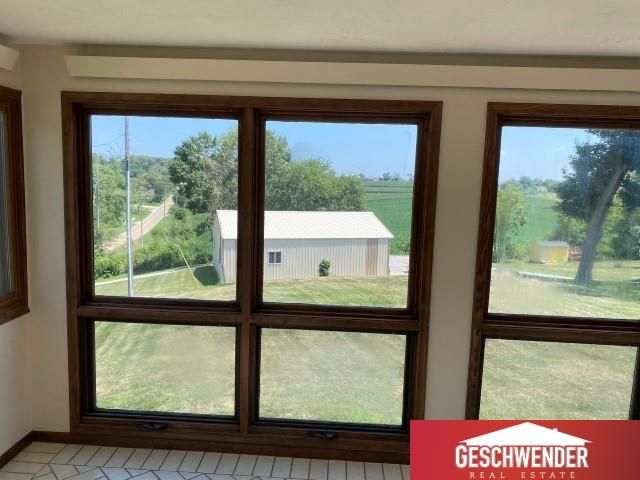 9959 N 108 Street, Omaha, NE 68142