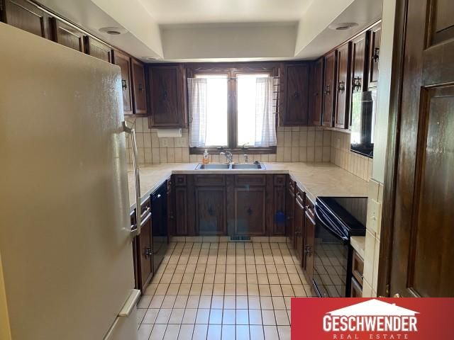 9959 N 108 Street, Omaha, NE 68142